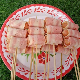 ใส้กรอกค้อกเทลพันเบคอน