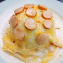 ข้าวไข่ข้นไส้กรอก