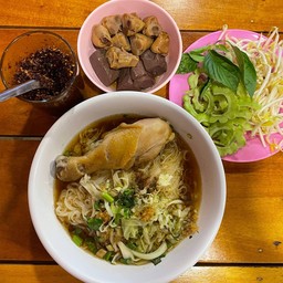 รัษฎาก๋วยเตี๋ยวไก่มะระบุฟเฟต์