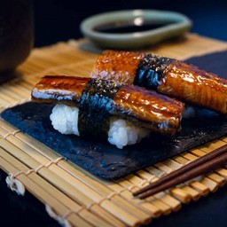 UNAGI NIGIRI