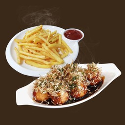 ทาโกะยากิ พร้อมเฟรนช์ฟราย Takoyaki with French Fries