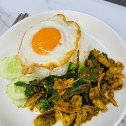 ข้าวผัดเครื่องแกงหมู,ไก่,