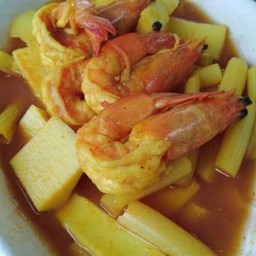 แกงส้มกุ้งมะละกอ+ไหลบัว