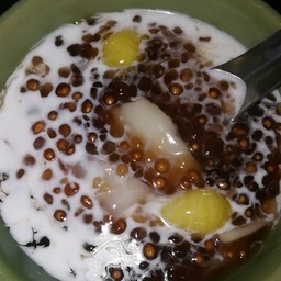 สาคูต้นมะพร้าวอ่อนแป๊ะก๋วย