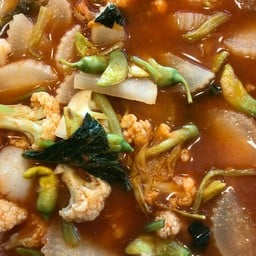 แกงส้มผักรวมมิตร