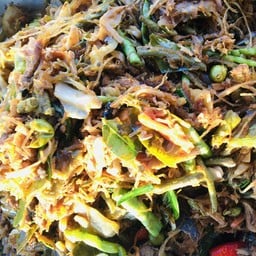 อาหารพื้นเมือง ป้าแอ้ม