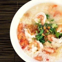 แม่กำไรต้มเลือดหมู โจ๊ก ข้าวต้ม