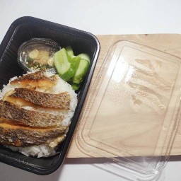 ข้าวใหม่ปลามันส์ (ปลาแกะ)