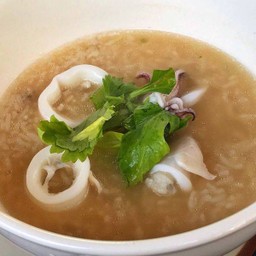 ข้าวต้มปลาหมึก