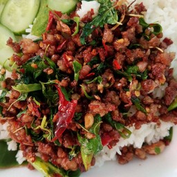 เลขที่8กะเพราเป็ด-ปู