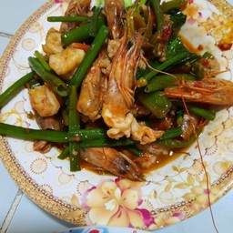 ข้าวแกงน้องเนเน่ อิ่ม อร่อย ราคาถูก