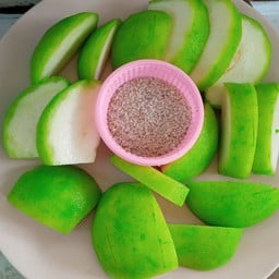 ฝรั่งแช่บ๊วย