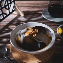 โบ๊ยเกี๊ย (พิเศษเพิ่มแป้ง2อย่าง)