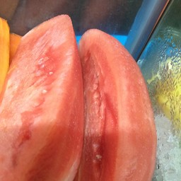 บอมผลไม้สด