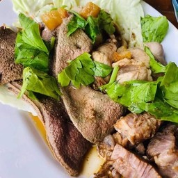 เตี๋ยวตุ๋นหม้อไฟ Indy สาขา เลี่ยงหนองมน
