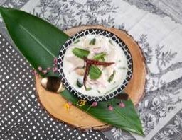 ต้มข่าไก่