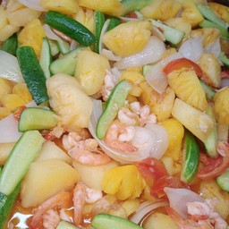 ผัดเปรี้ยวหวาน