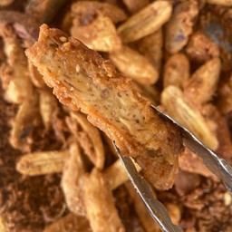 ไชยเชษฐ์กล้วยทอดหน้าไปรษณี