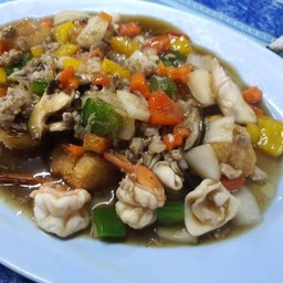 เต้าหู้ทรงเครื่อง