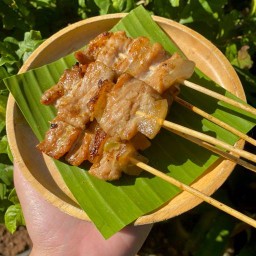 หมูย่าง สูตรโบราณ (ปั๊มศักดิ์ชัย 3 )