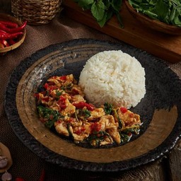 ข้าวราดกะเพราหมูชิ้น