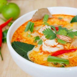 ชุดต้มยำเเละไข่เจียว