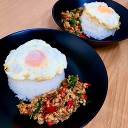 กะเพราไก่สับ