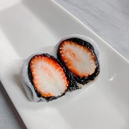 ไดฟูกุสตอเบอรี่ ไส้งาดำ Size M