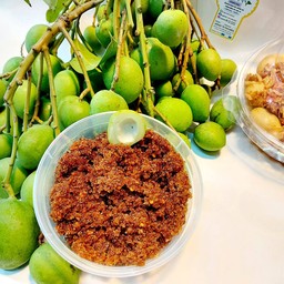 กะปิคลุกฝุ่น + มะม่วงเบา