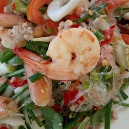 ร้านมันทนากับอาคิฟ