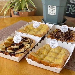 ขนมปังปิ้ง 4 ชิ้น