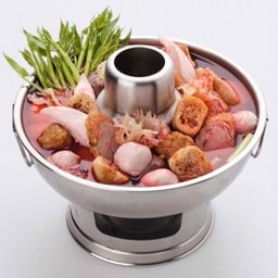 เกาเหลาเย็นตาโฟทรงเครื่อง