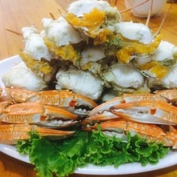 ปูม้าไข่นึ่ง(จานใหญ่4ตัว)