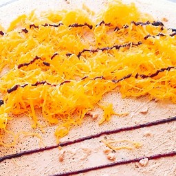 กินแป้งเครปวนิลา+เนยถั่ว+ฝอยทอง