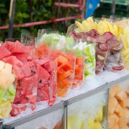 ผลไม้ปอกสดกล้วยทอดน้องมีร่า&จ่อย