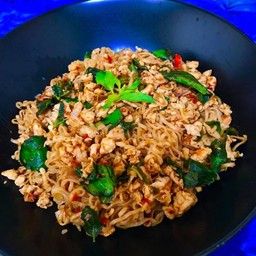 มาม่ากะเพราแซ่บ