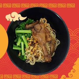 บะหมี่สดน่องเป็ดพะโล้