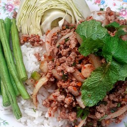 ลาบหมูราดข้าว