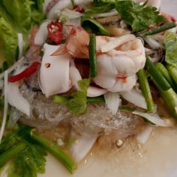 ยำวุ้นเส้นทะเล