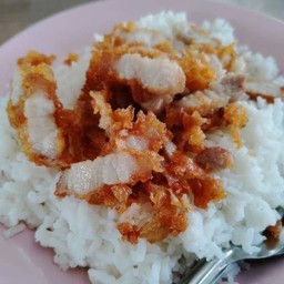 ข้าวหมูทอดสไตล์ผู้พัน