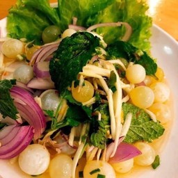 ยำไข่ปลาเรียวเซียว