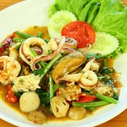 ผัดเรือโป๊ะ