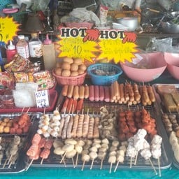 ลูกชิ้นทอด