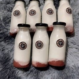 นมสดสตอเบอรี่