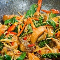 เนื้อปลาผัดฉ่า(กับข้าว)