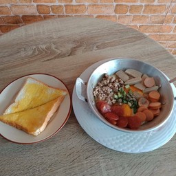 ไข่กระทะ+ขนมปังปิ้ง