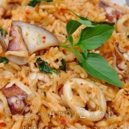 ผัดพริกแกงปลาหมึกข้าวคลุก