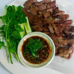 สันคอหมูย่าง เตาถ่าน