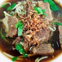 ก๋วยเตี๋ยวเนื้อเปื่อย