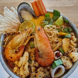 หม้อไฟเกาหลีต้มยำ